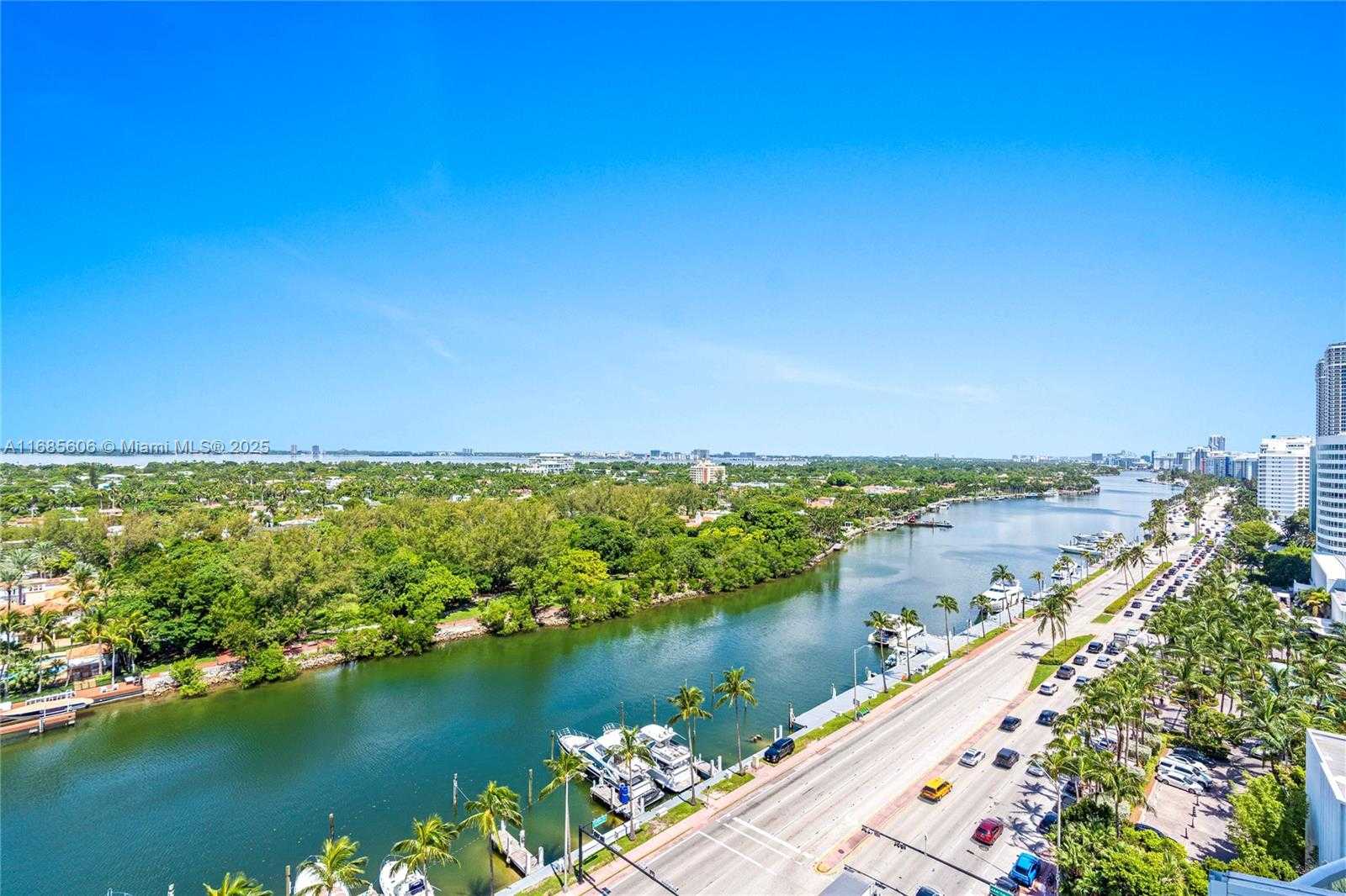 Small Image of 4401 COLLINS AVE #1514/1516, Miami Beach Number 3