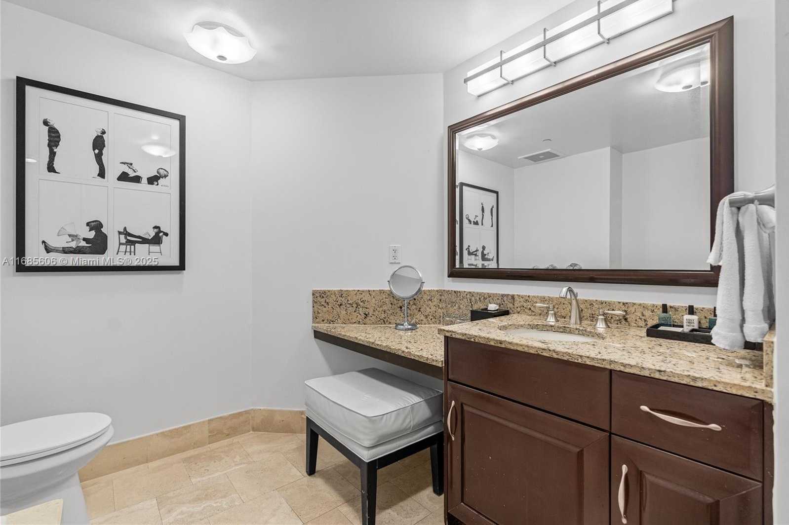 Small Image of 4401 COLLINS AVE #1514/1516, Miami Beach Number 47