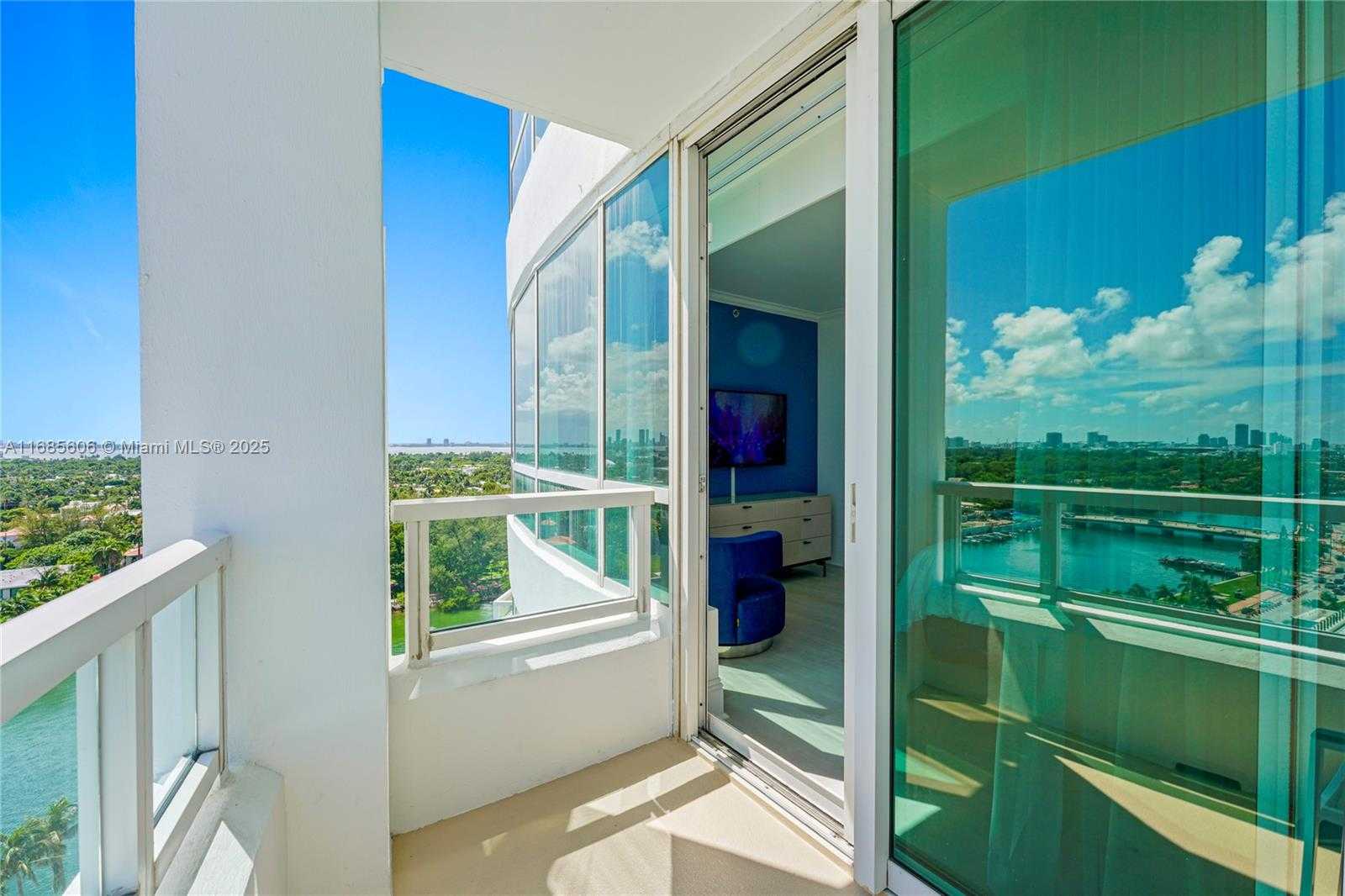 Small Image of 4401 COLLINS AVE #1514/1516, Miami Beach Number 55