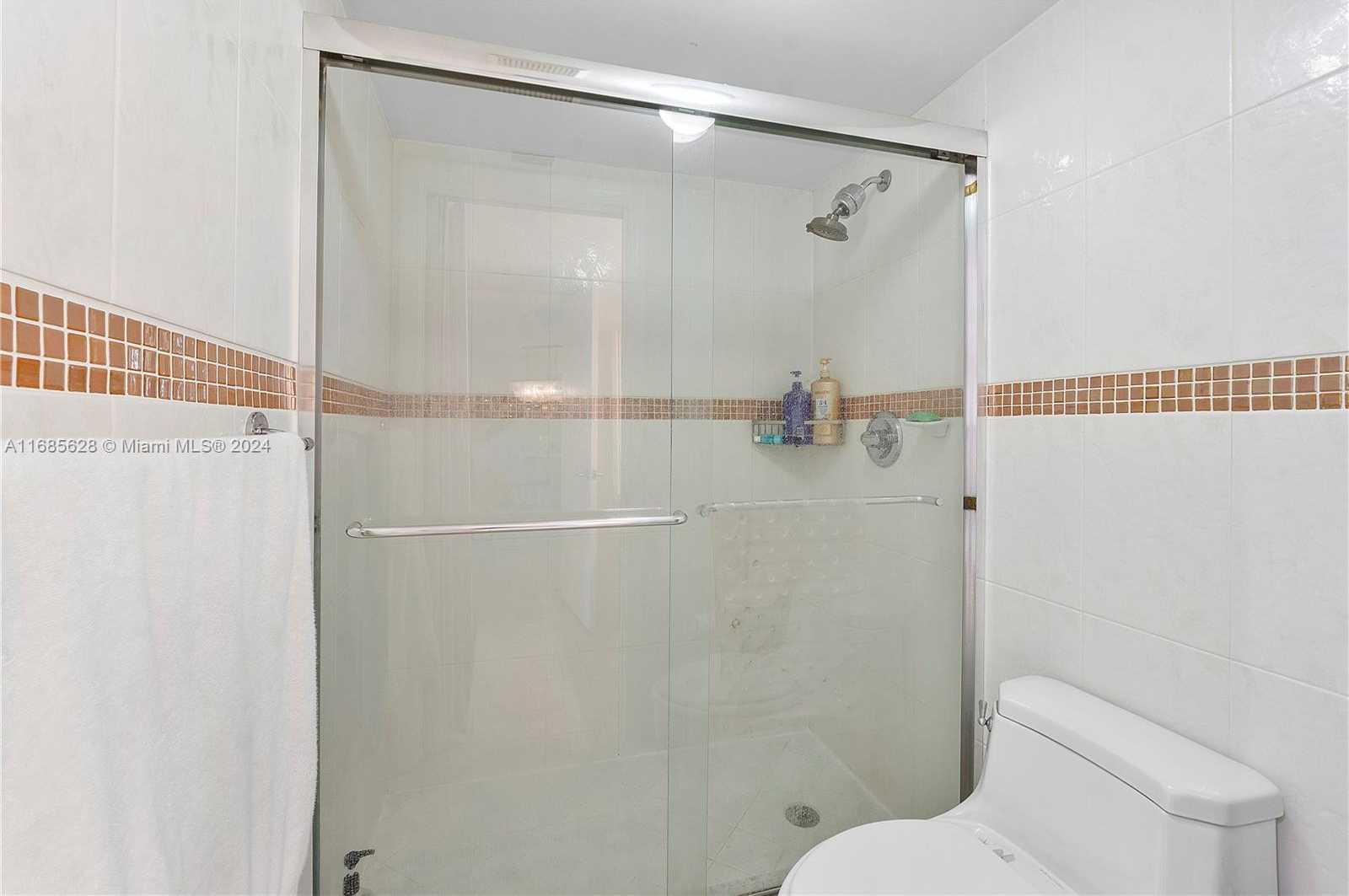 Small Image of 6767 COLLINS AVE #1106, Miami Beach Number 10