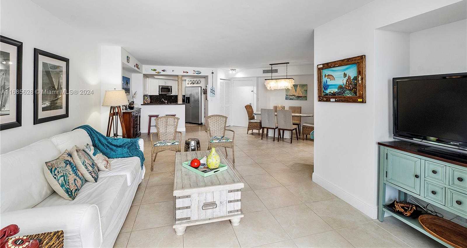 Small Image of 6767 COLLINS AVE #1106, Miami Beach Number 20