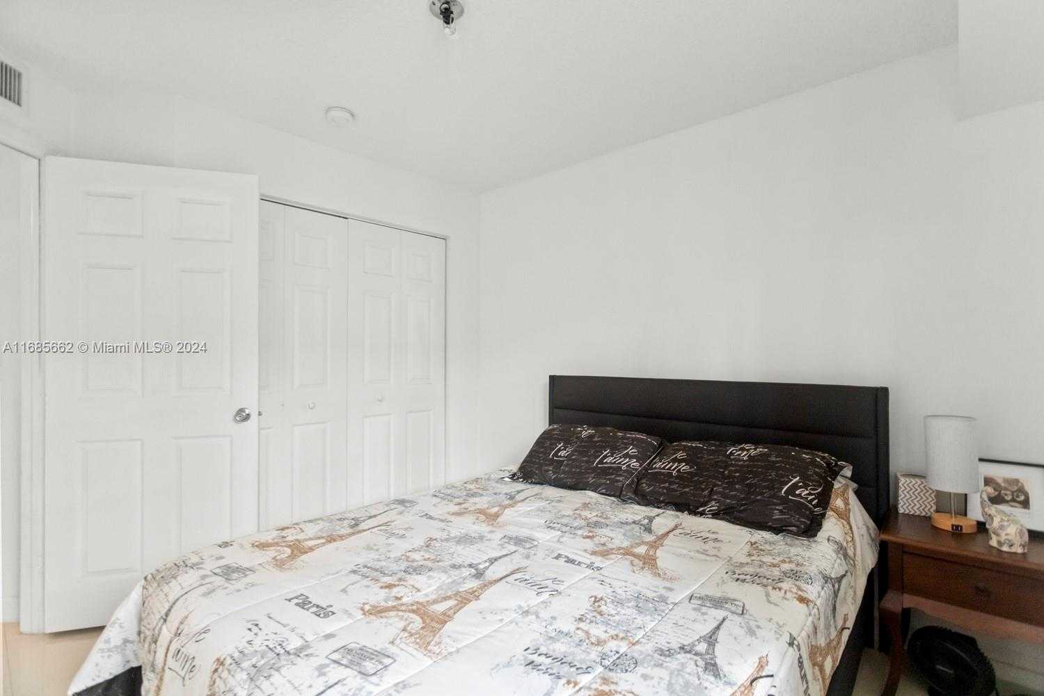 Small Image of 2965 NORTH EAST 185TH ST #1505, Aventura Number 24