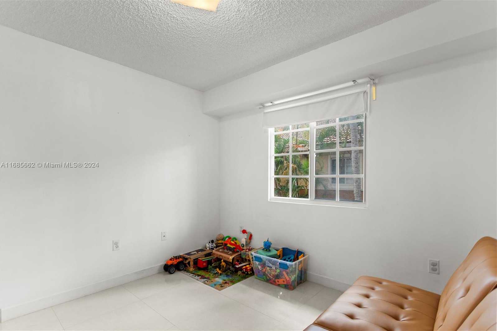 Small Image of 2965 NORTH EAST 185TH ST #1505, Aventura Number 27