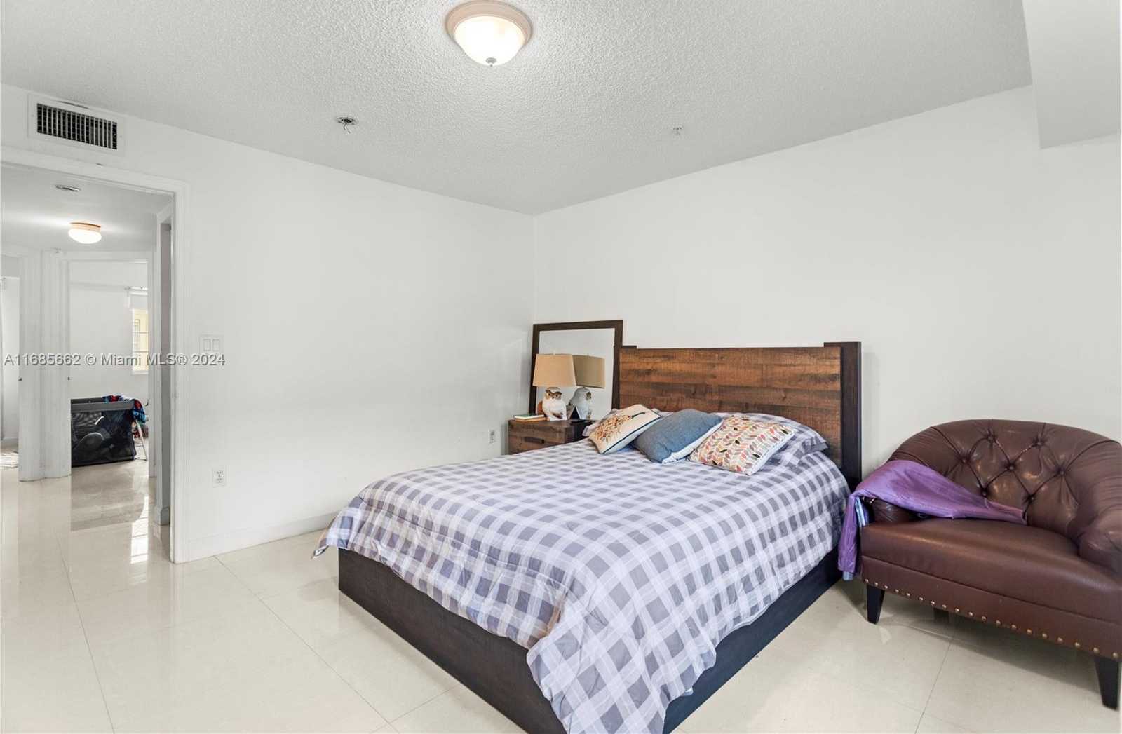 Small Image of 2965 NORTH EAST 185TH ST #1505, Aventura Number 37