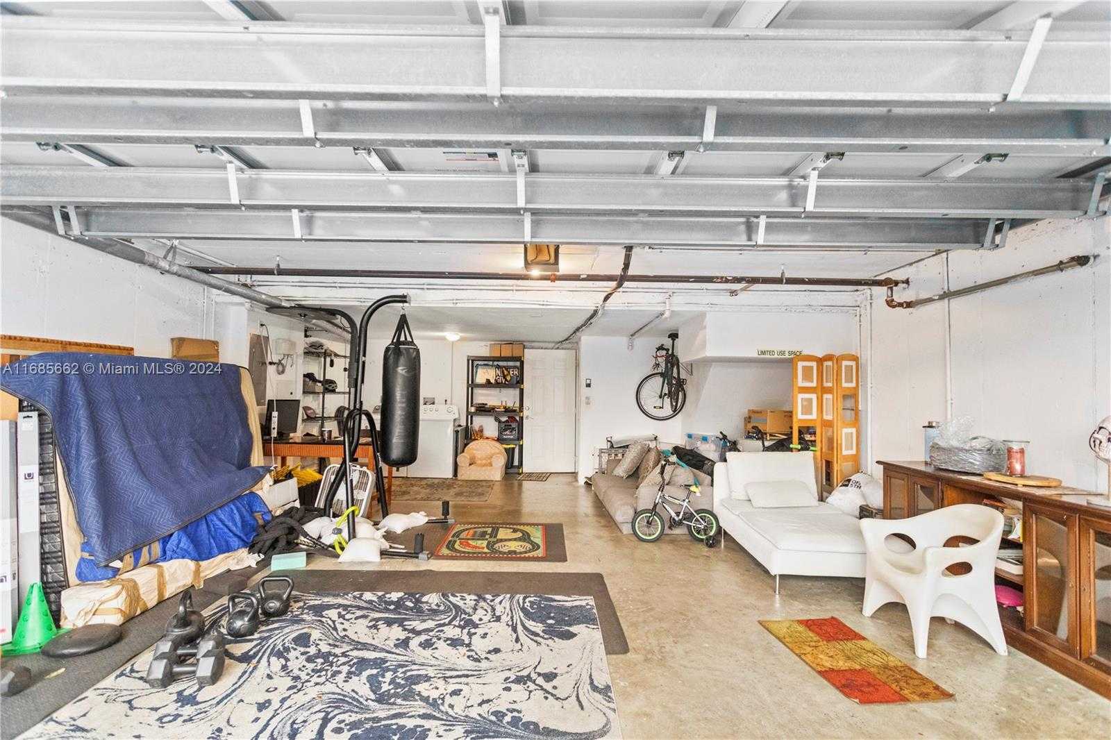 Small Image of 2965 NORTH EAST 185TH ST #1505, Aventura Number 43