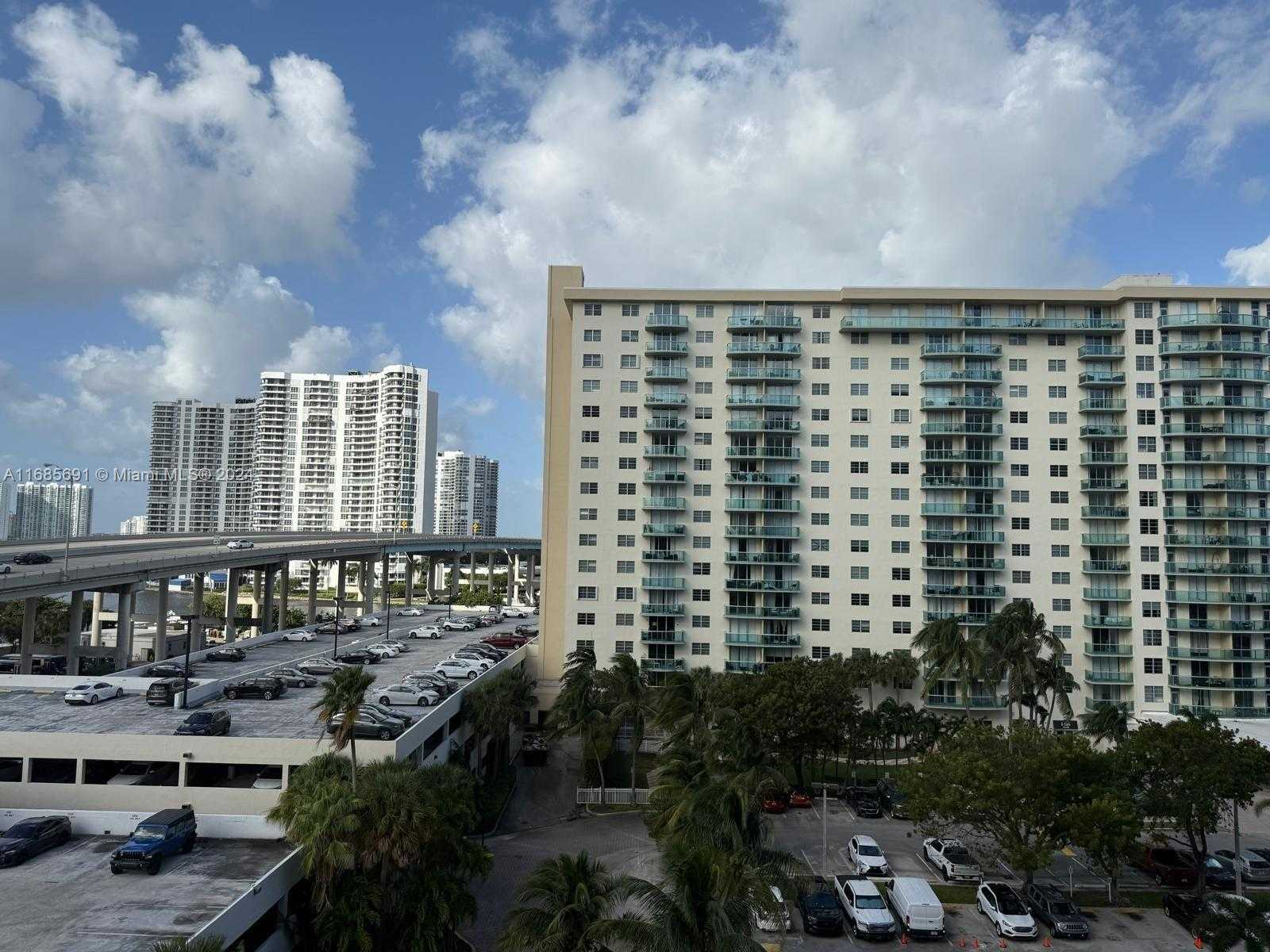 Small Image of 19380 COLLINS AVE #701, Sunny Isles Beach Number 25