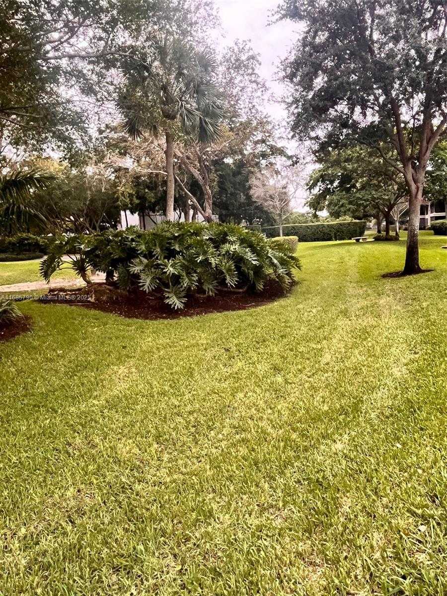 Small Image of 10110 CEDAR POINT BLVD #206, Boynton Beach Number 18
