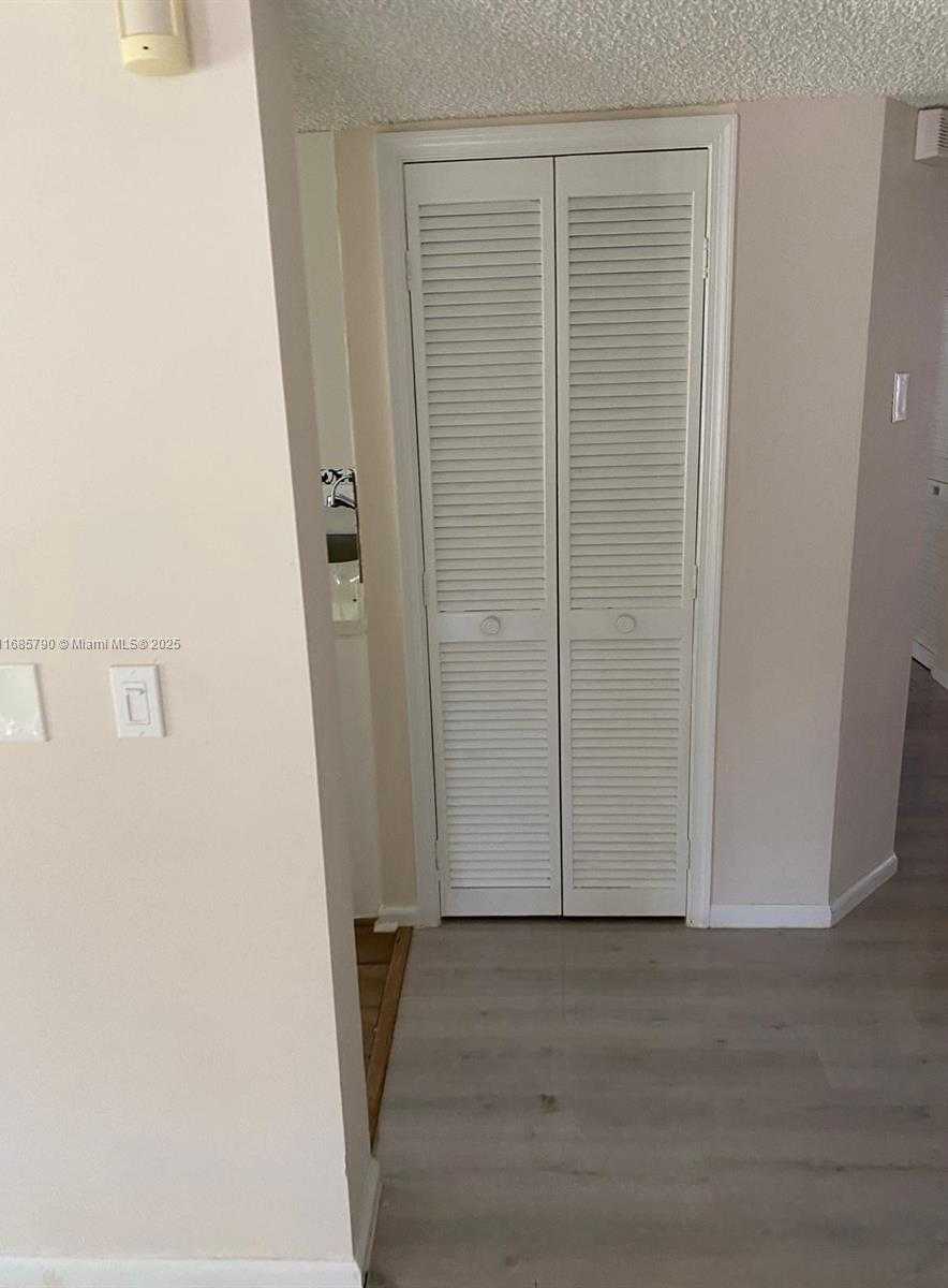 Small Image of 10110 CEDAR POINT BLVD #206, Boynton Beach Number 2
