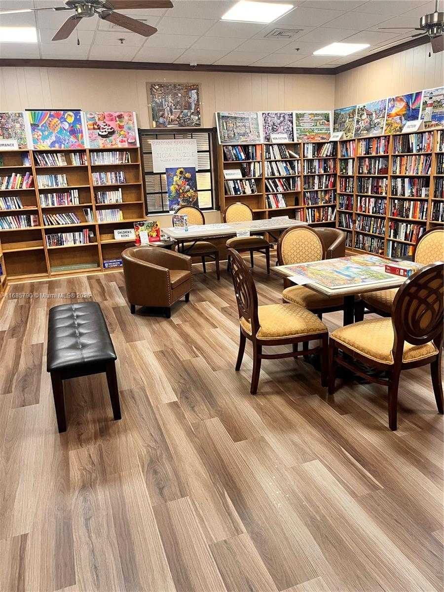 Small Image of 10110 CEDAR POINT BLVD #206, Boynton Beach Number 22