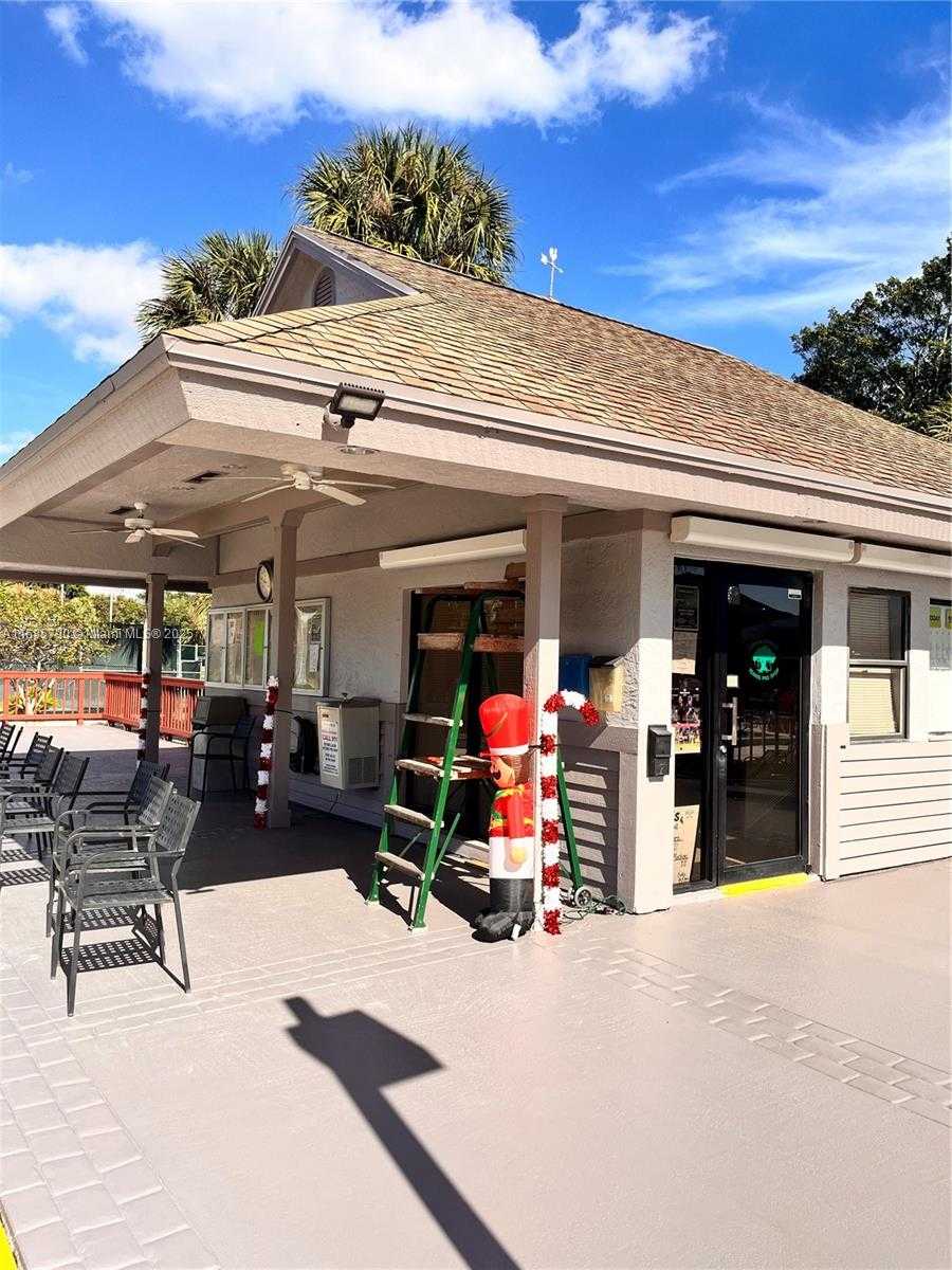 Small Image of 10110 CEDAR POINT BLVD #206, Boynton Beach Number 26