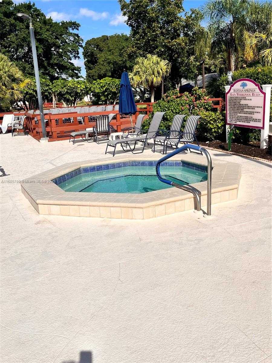 Small Image of 10110 CEDAR POINT BLVD #206, Boynton Beach Number 31
