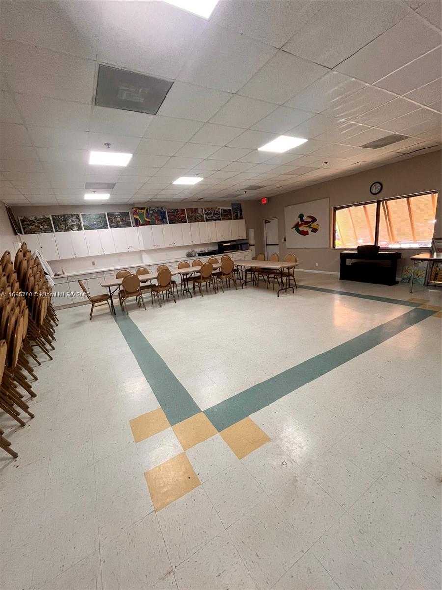 Small Image of 10110 CEDAR POINT BLVD #206, Boynton Beach Number 33