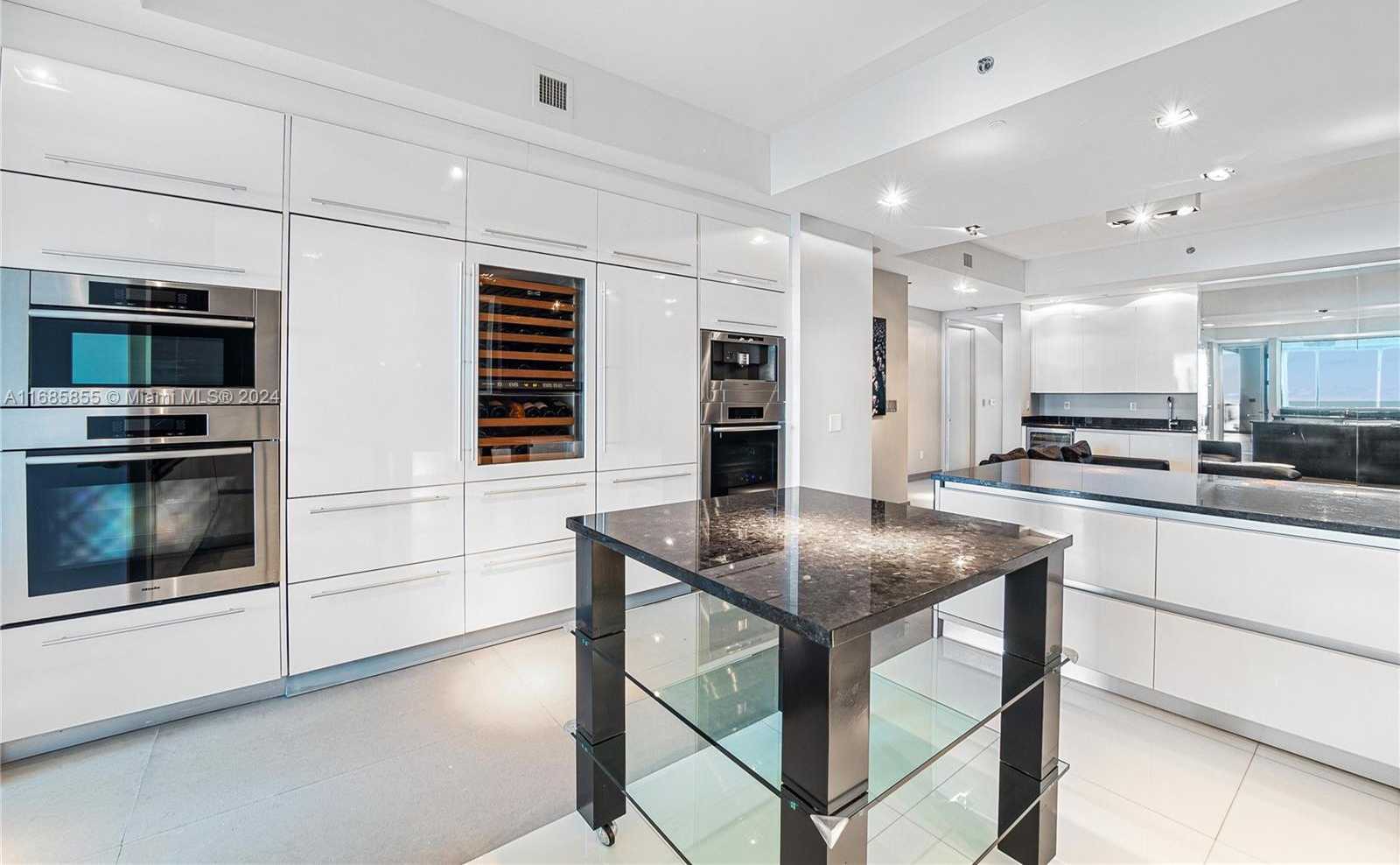 Small Image of 2711 SOUTH OCEAN DR #3404, Hollywood Number 10