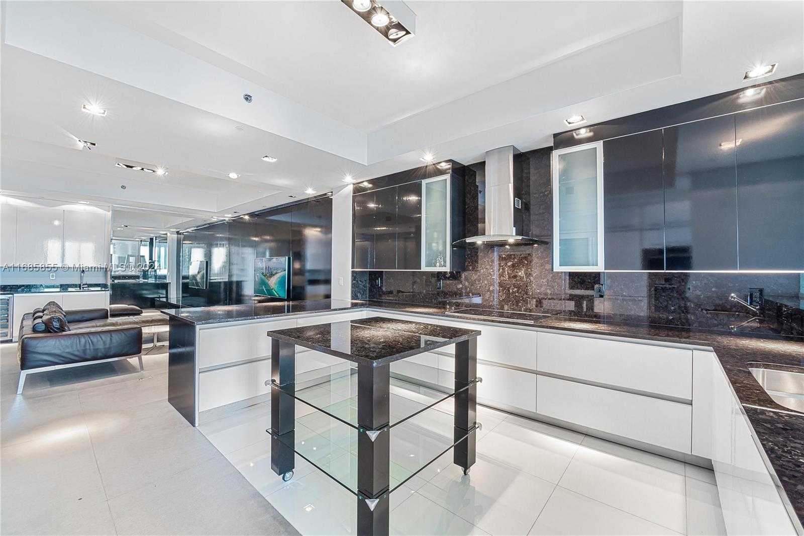 Small Image of 2711 SOUTH OCEAN DR #3404, Hollywood Number 13