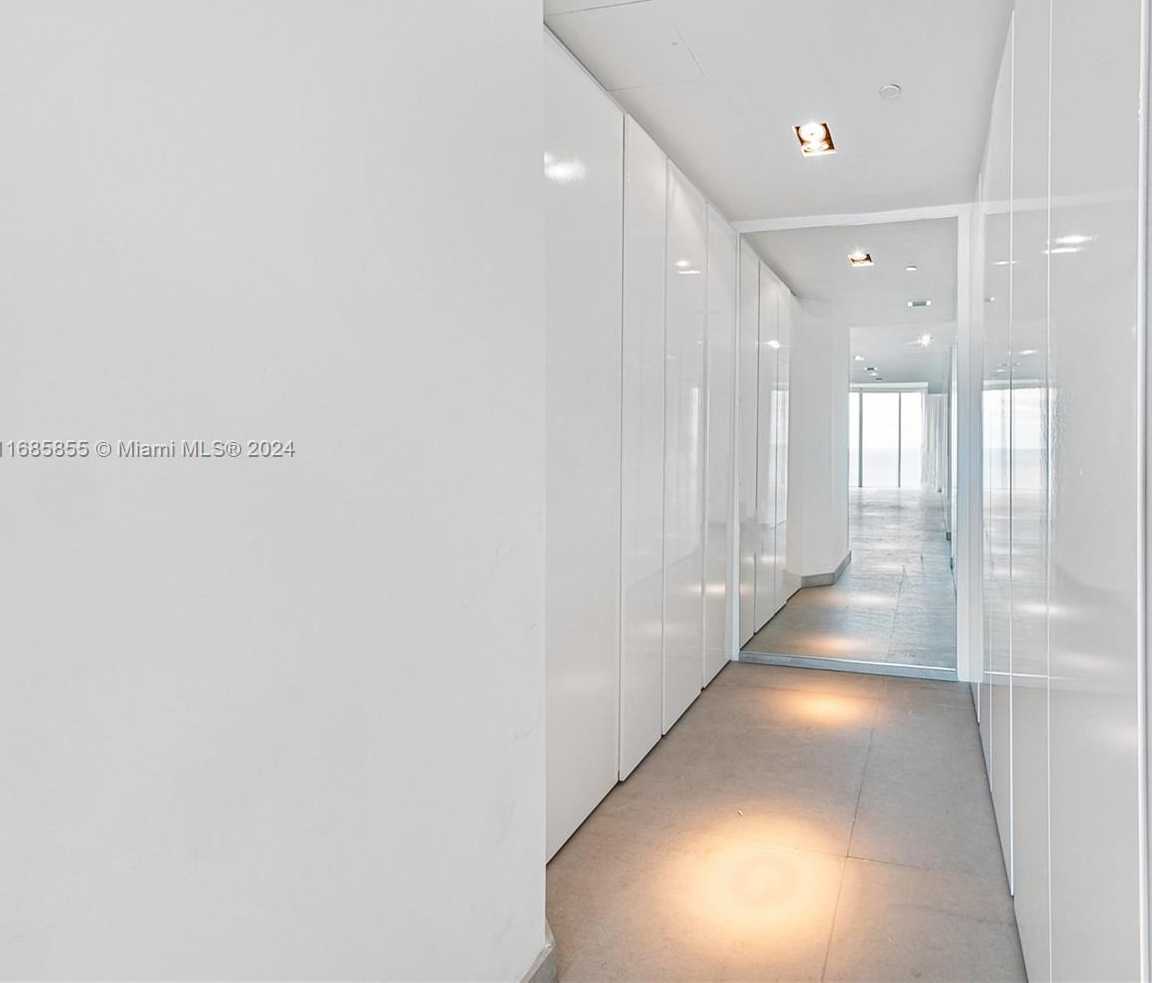 Small Image of 2711 SOUTH OCEAN DR #3404, Hollywood Number 20