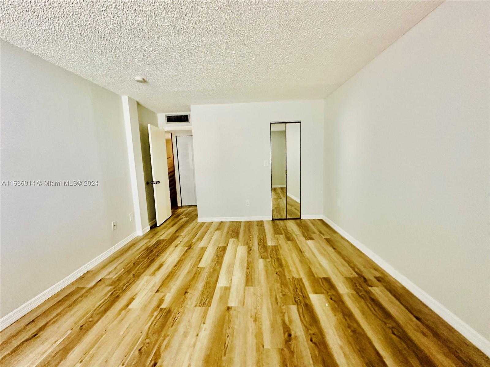 Small Image of 14611 NORTH KENDALL DR #108L, Miami Number 12