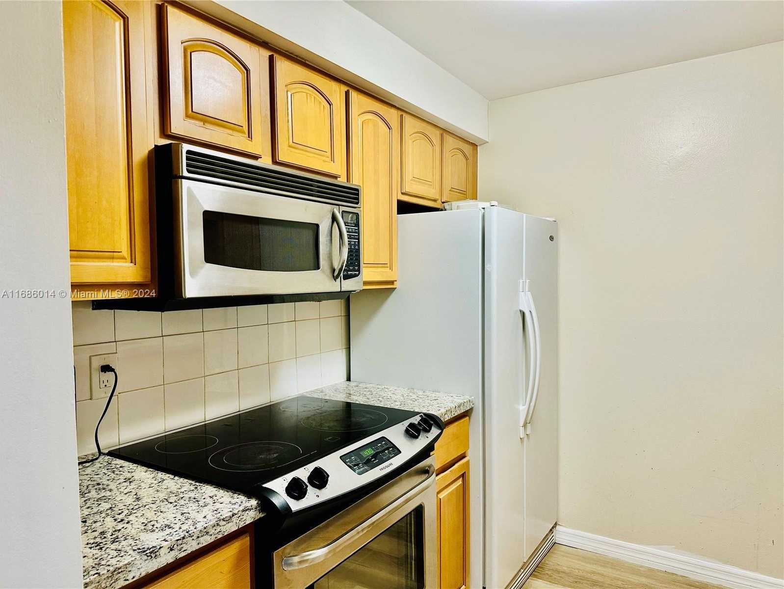 Small Image of 14611 NORTH KENDALL DR #108L, Miami Number 3