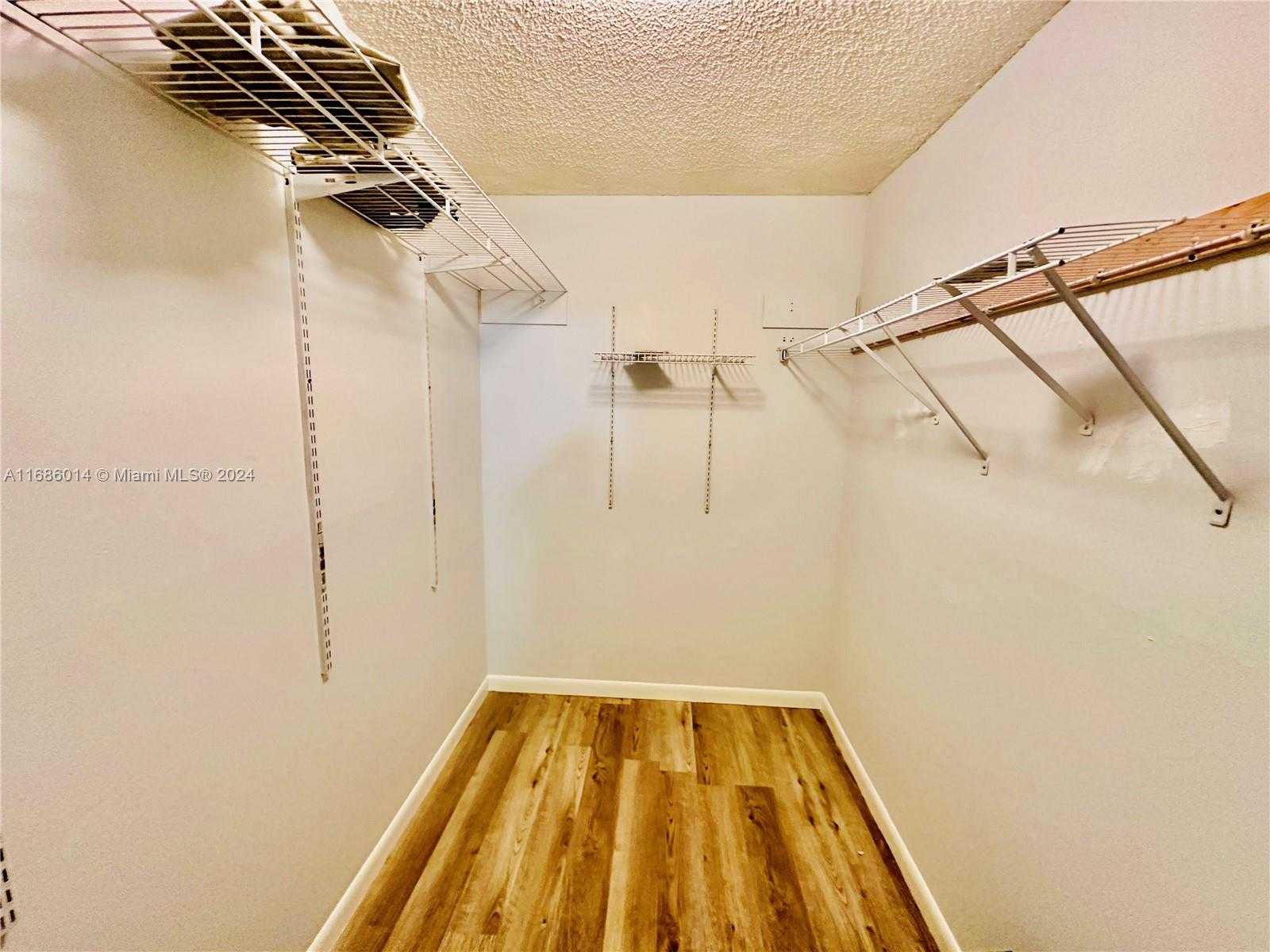 Small Image of 14611 NORTH KENDALL DR #108L, Miami Number 7