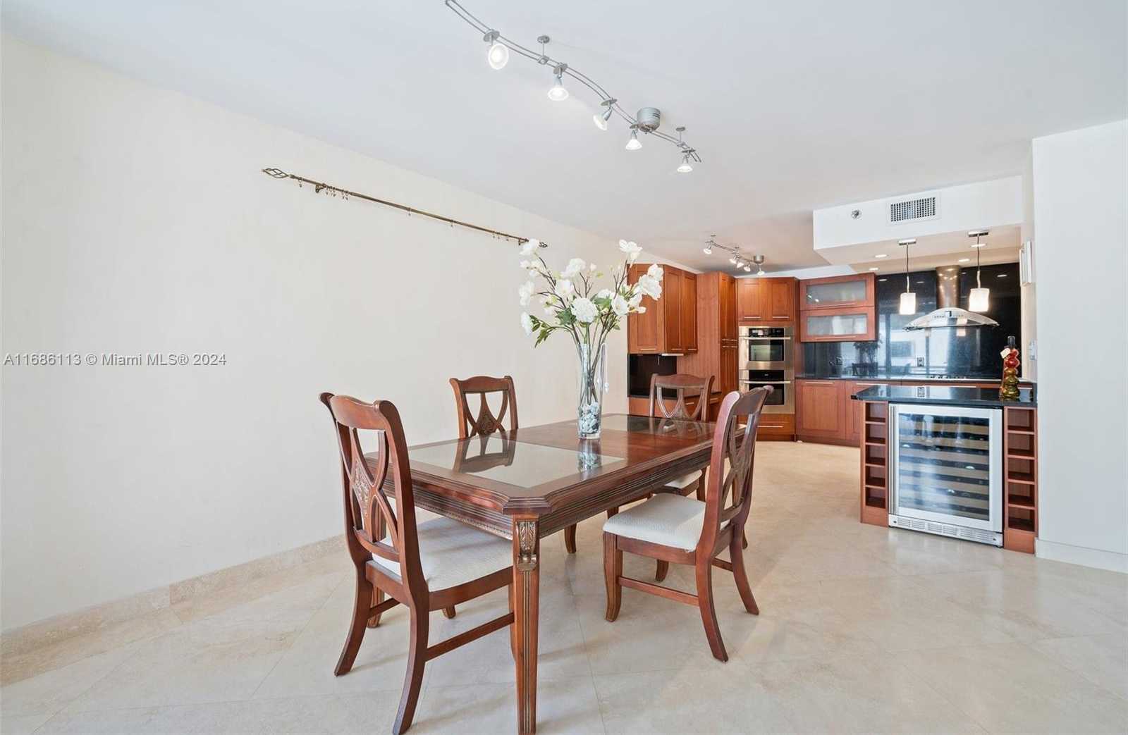 Small Image of 10175 COLLINS AVE #1003, Bal Harbour Number 10