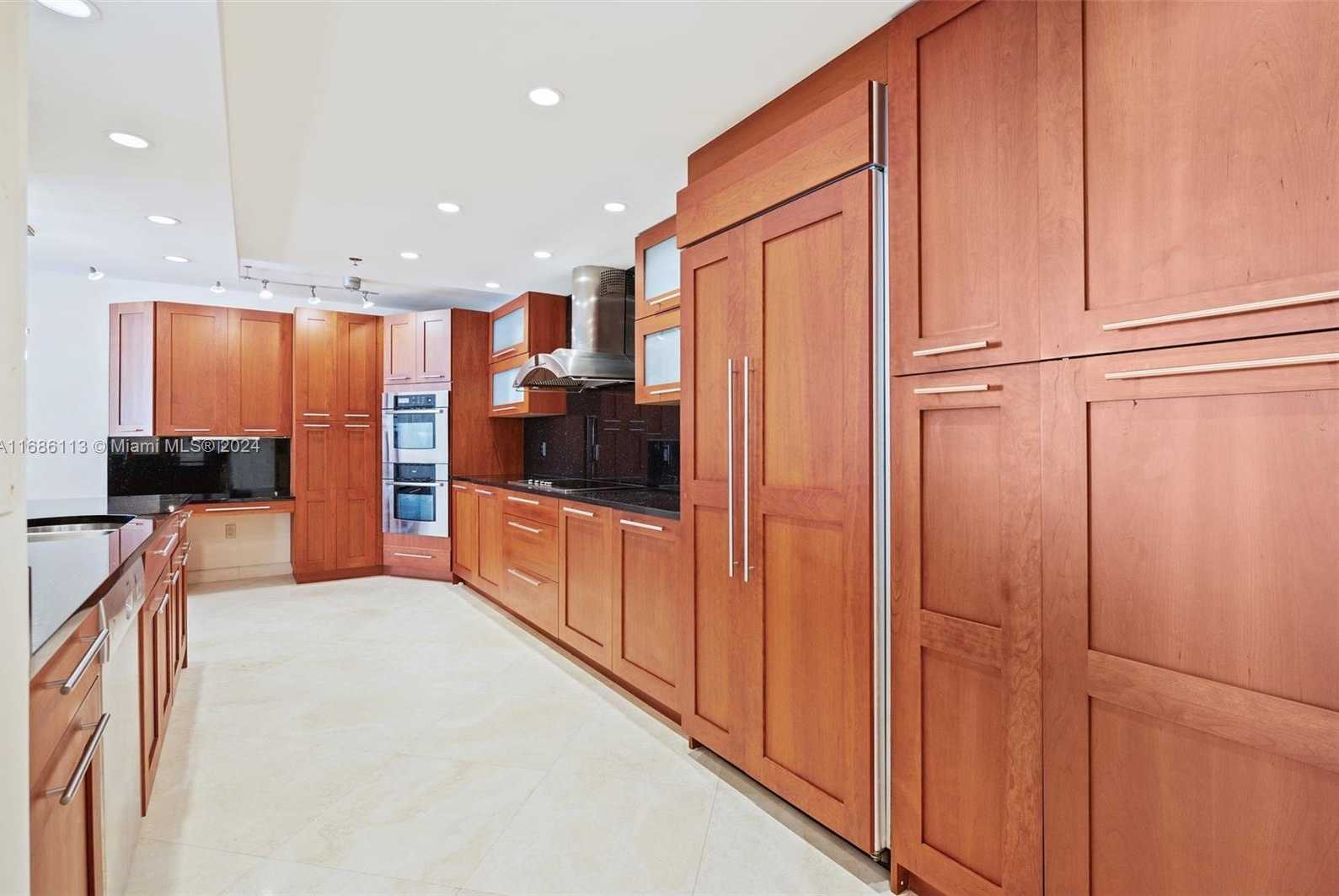 Small Image of 10175 COLLINS AVE #1003, Bal Harbour Number 14