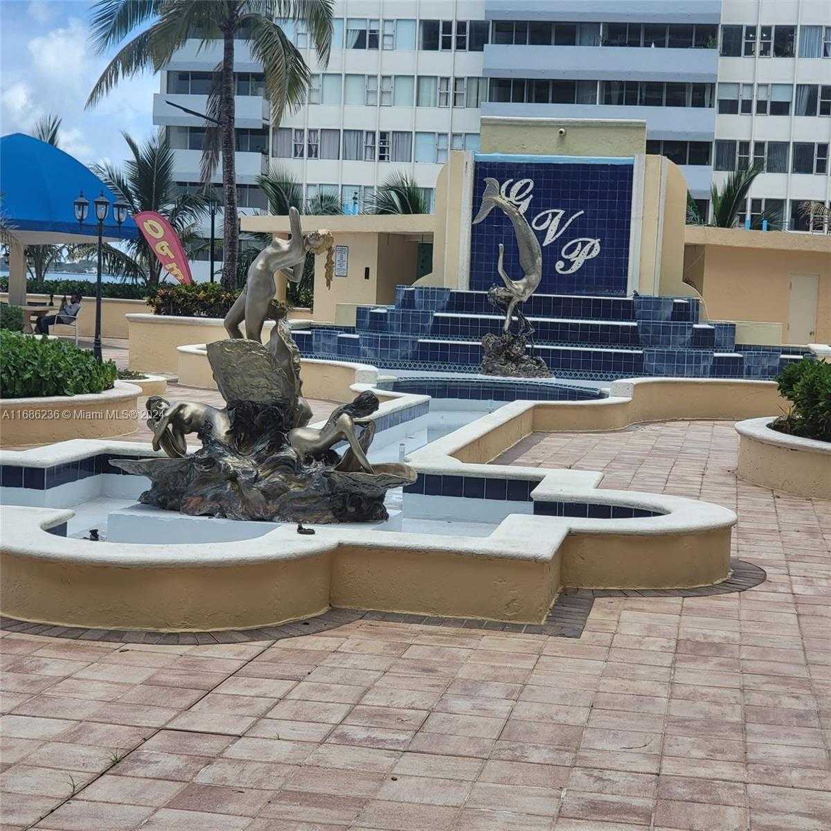Small Image of 7601 EAST TREASURE DR #611, North Bay Village Number 29