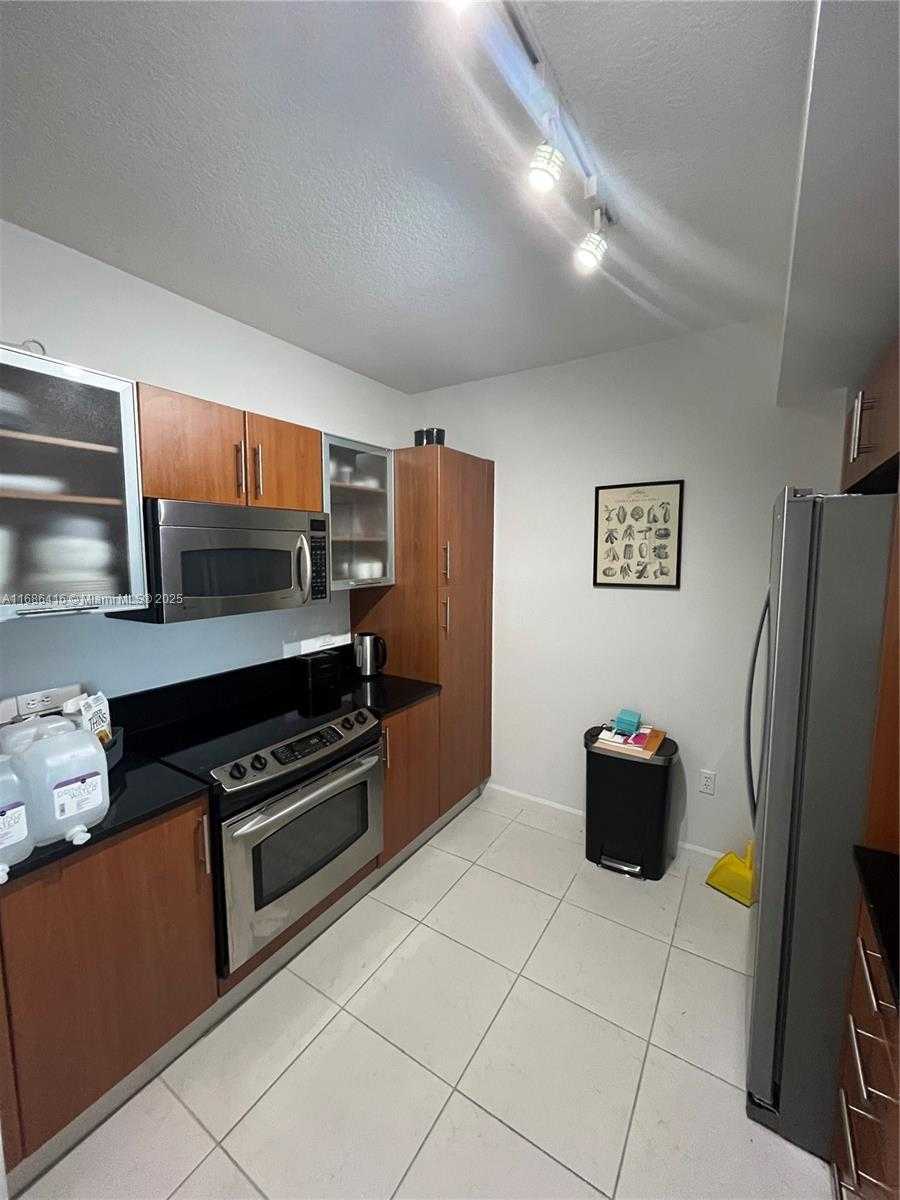 Small Image of 2775 NORTH EAST 187TH ST #414, Aventura Number 5