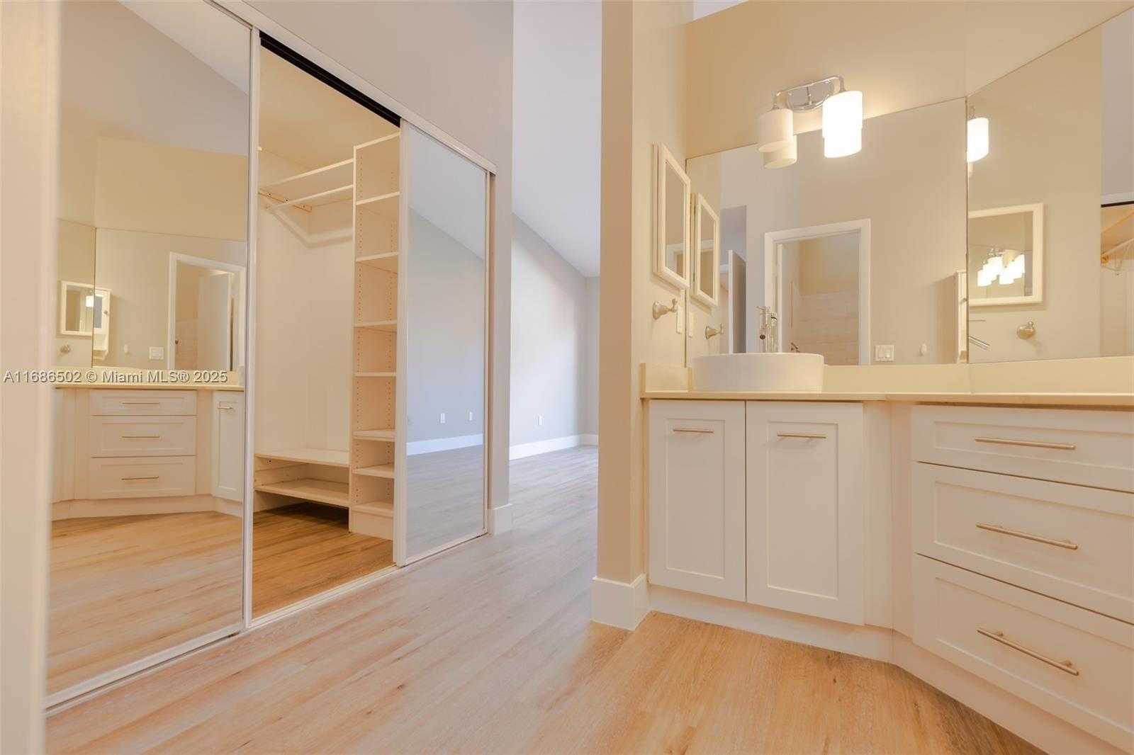 Small Image of 3525 MAGELLAN CIR #626, Aventura Number 15