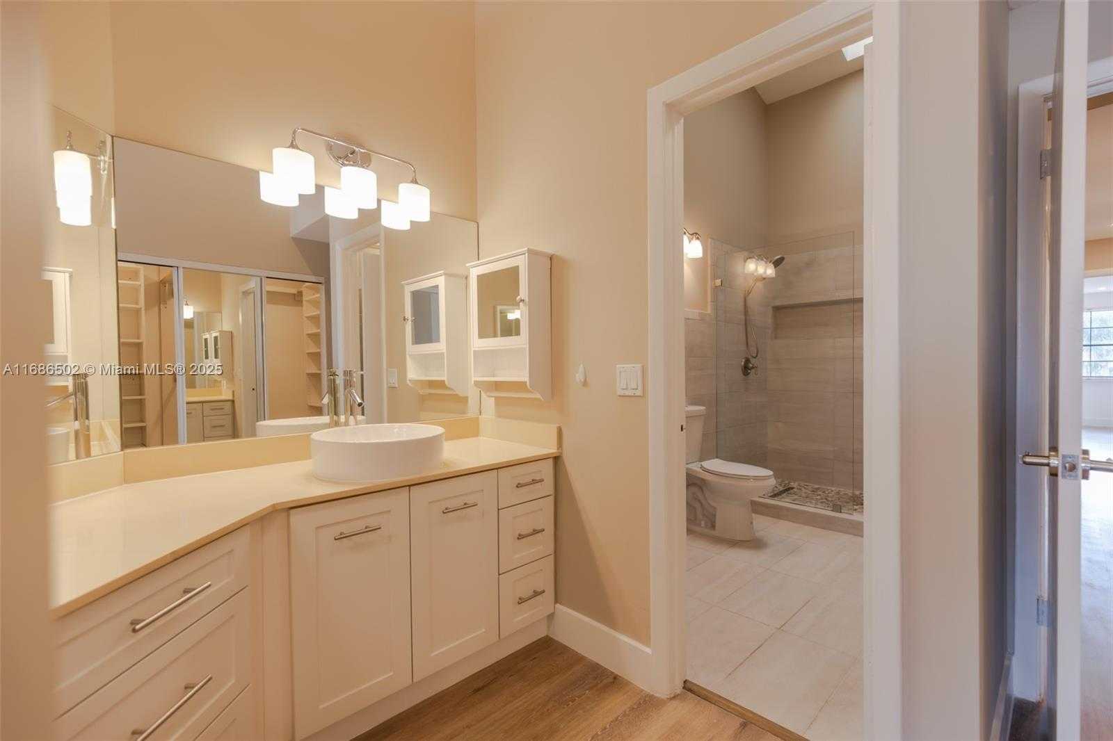 Small Image of 3525 MAGELLAN CIR #626, Aventura Number 19