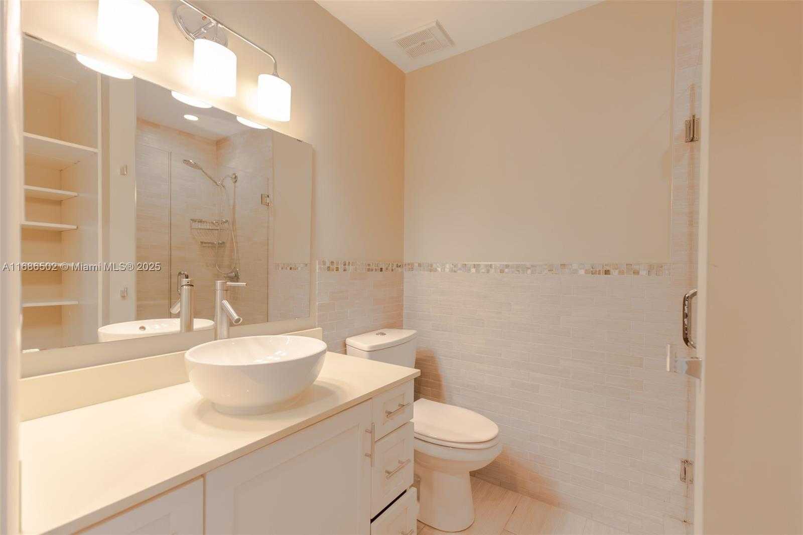 Small Image of 3525 MAGELLAN CIR #626, Aventura Number 32