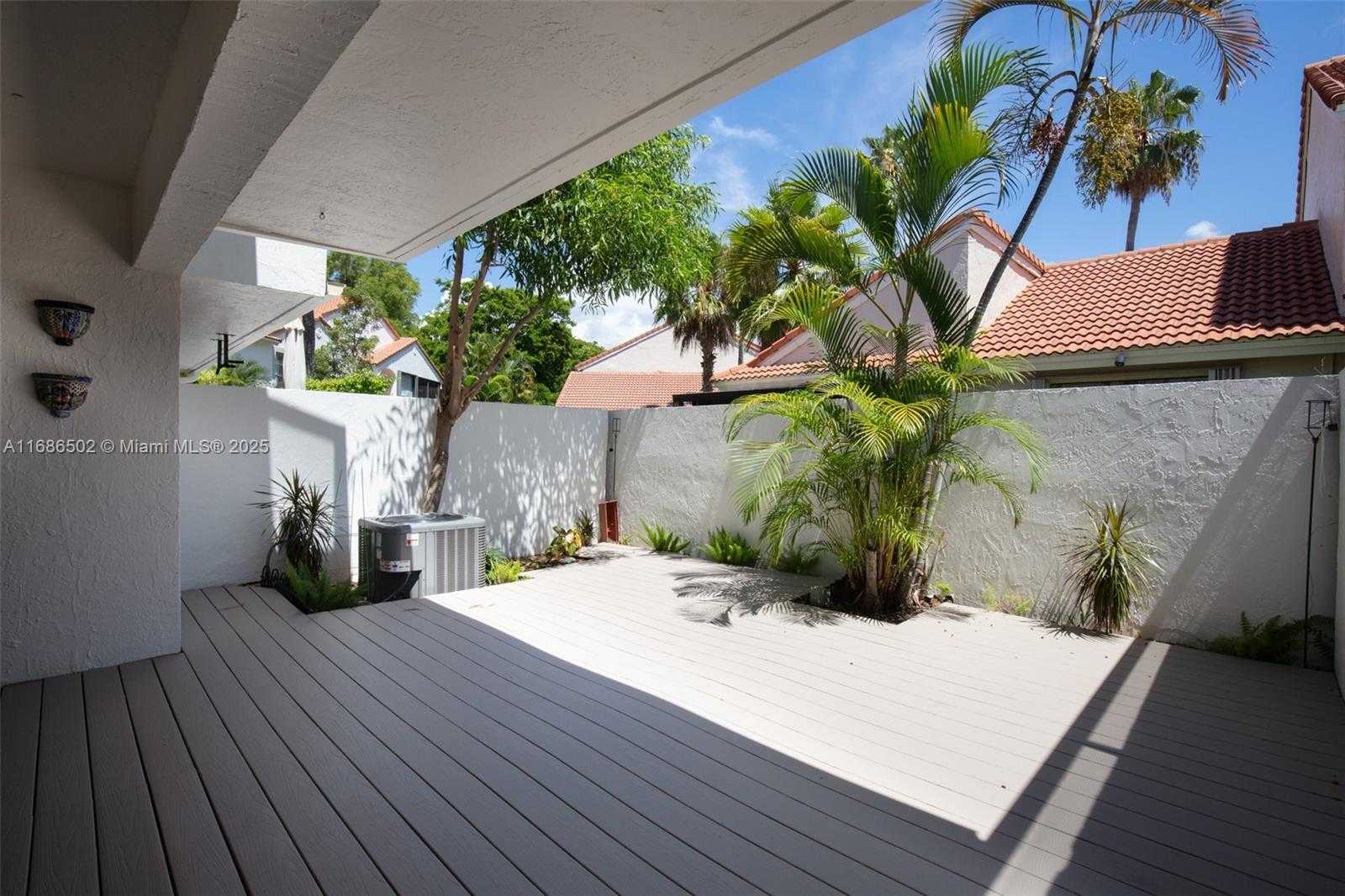 Small Image of 3525 MAGELLAN CIR #626, Aventura Number 35
