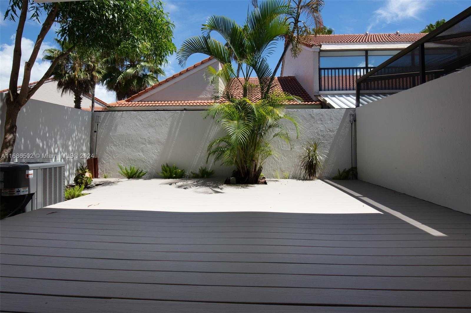 Small Image of 3525 MAGELLAN CIR #626, Aventura Number 41
