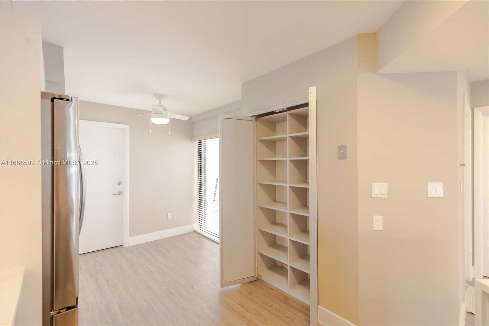 Small Image of 3525 MAGELLAN CIR #626, Aventura Number 8