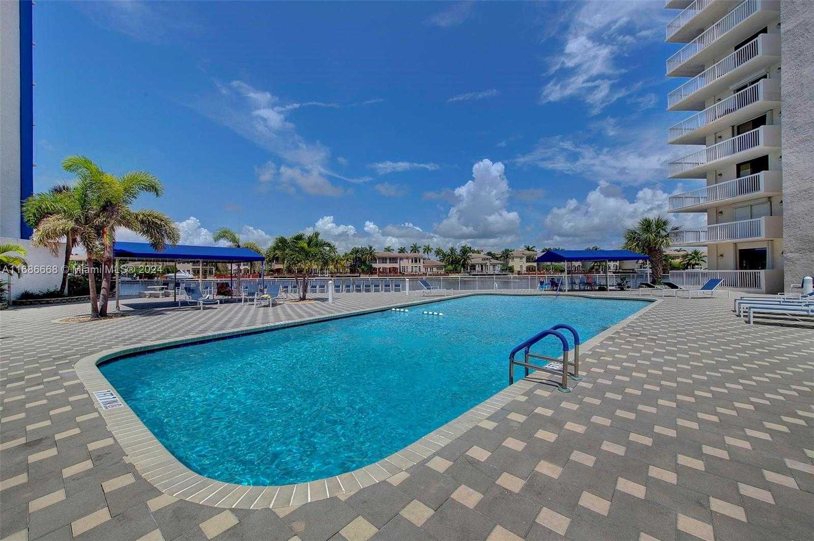 Small Image of 1600 SOUTH OCEAN DR #5J, Hollywood Number 16