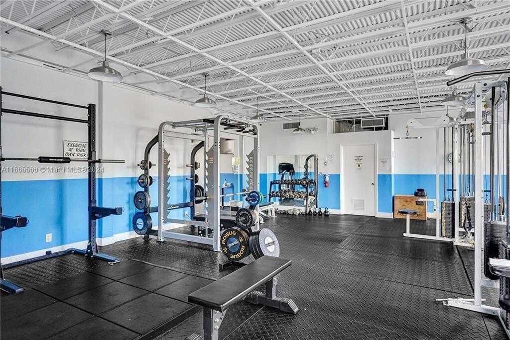 Small Image of 1600 SOUTH OCEAN DR #5J, Hollywood Number 24