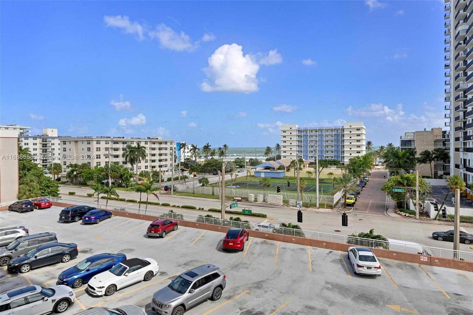 Small Image of 1600 SOUTH OCEAN DR #5J, Hollywood Number 8