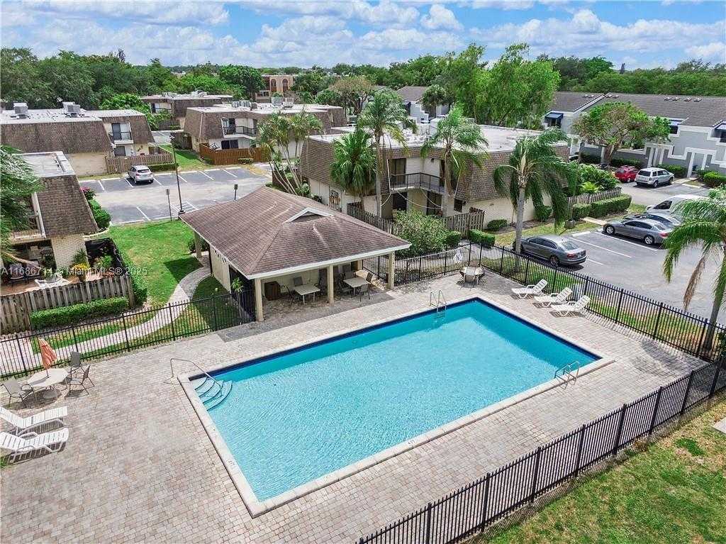 Small Image of 8209 SOUTH WEST 23RD CT #17C, North Lauderdale Number 29