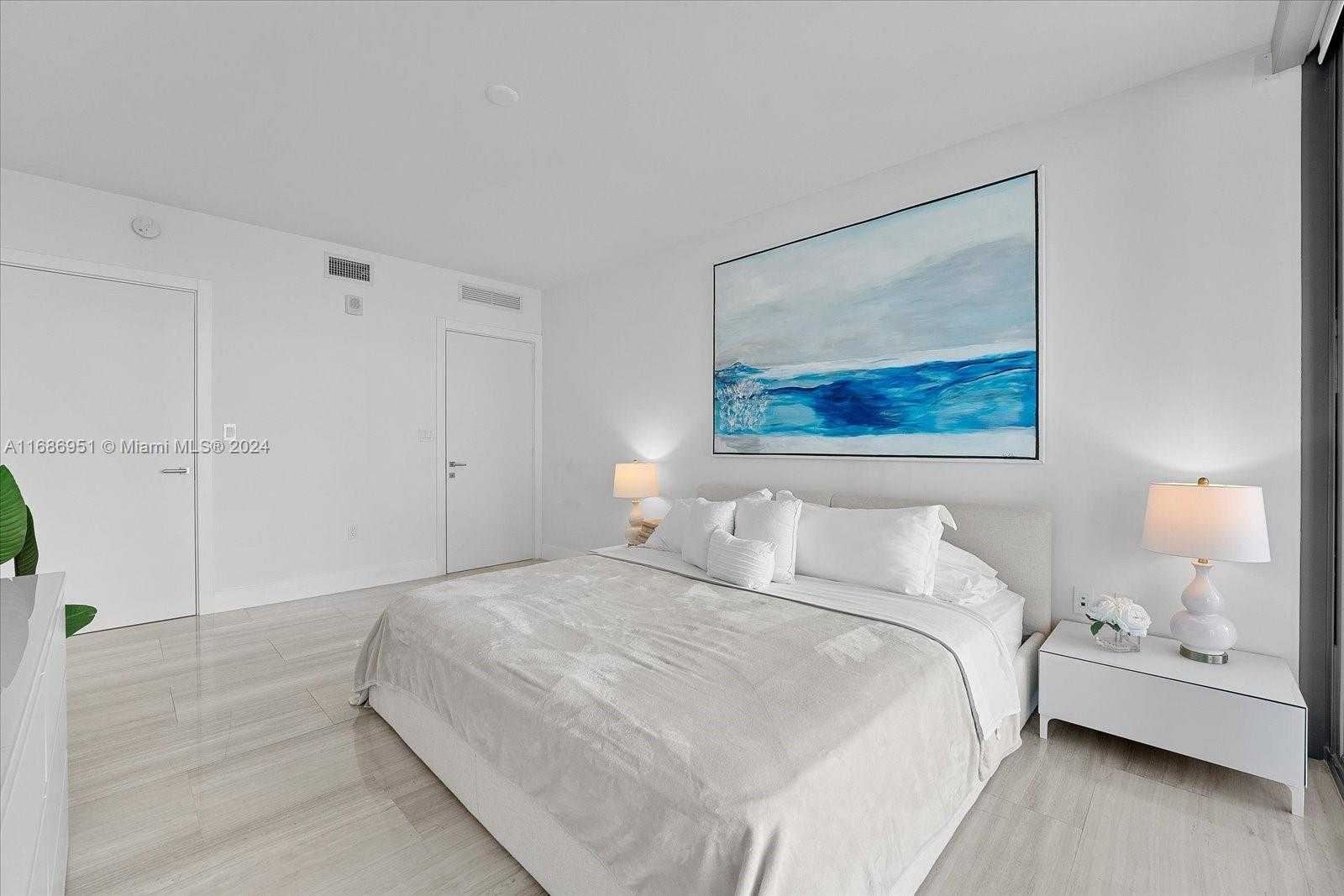 Small Image of 1451 BRICKELL AVE #2205, Miami Number 11