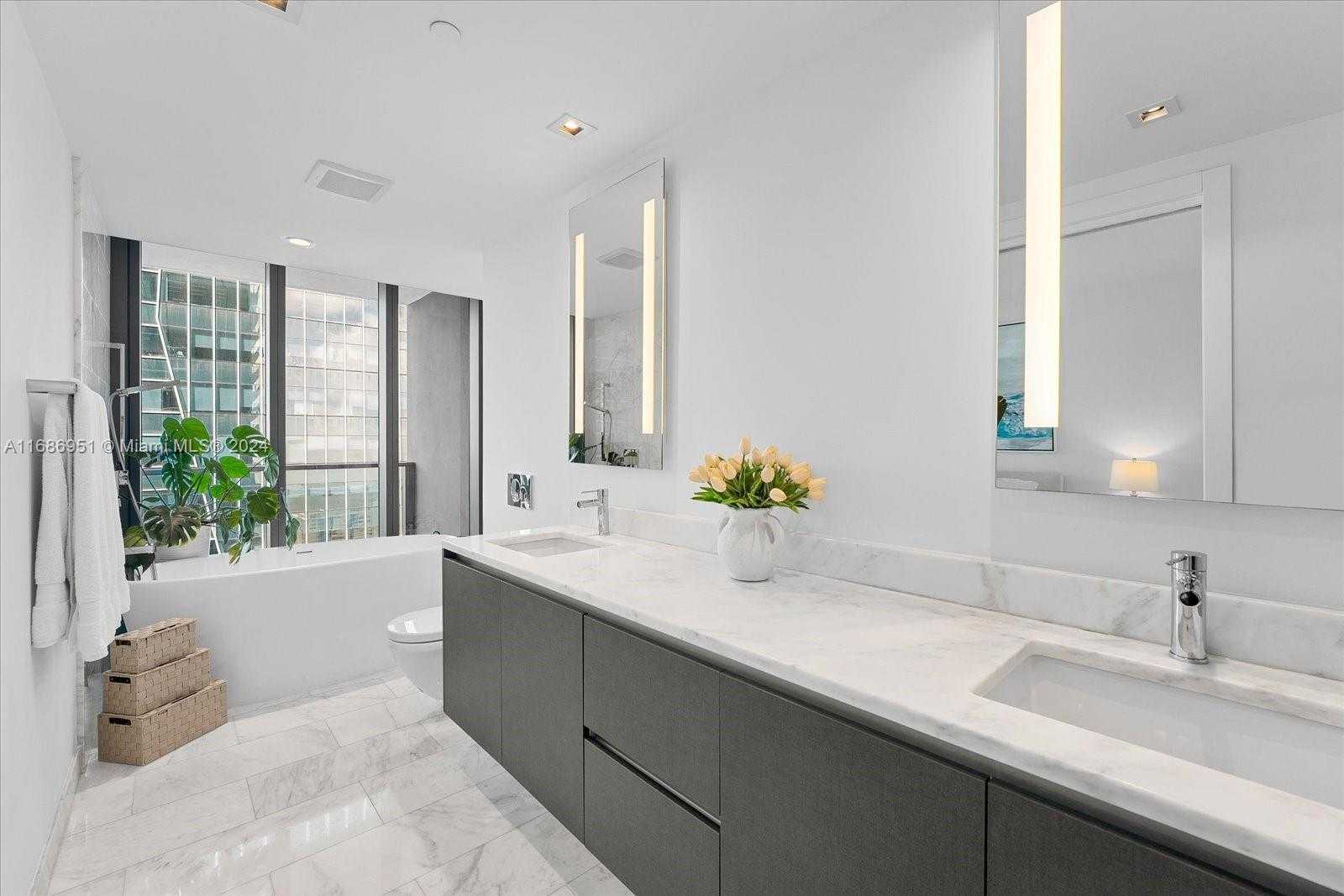 Small Image of 1451 BRICKELL AVE #2205, Miami Number 12