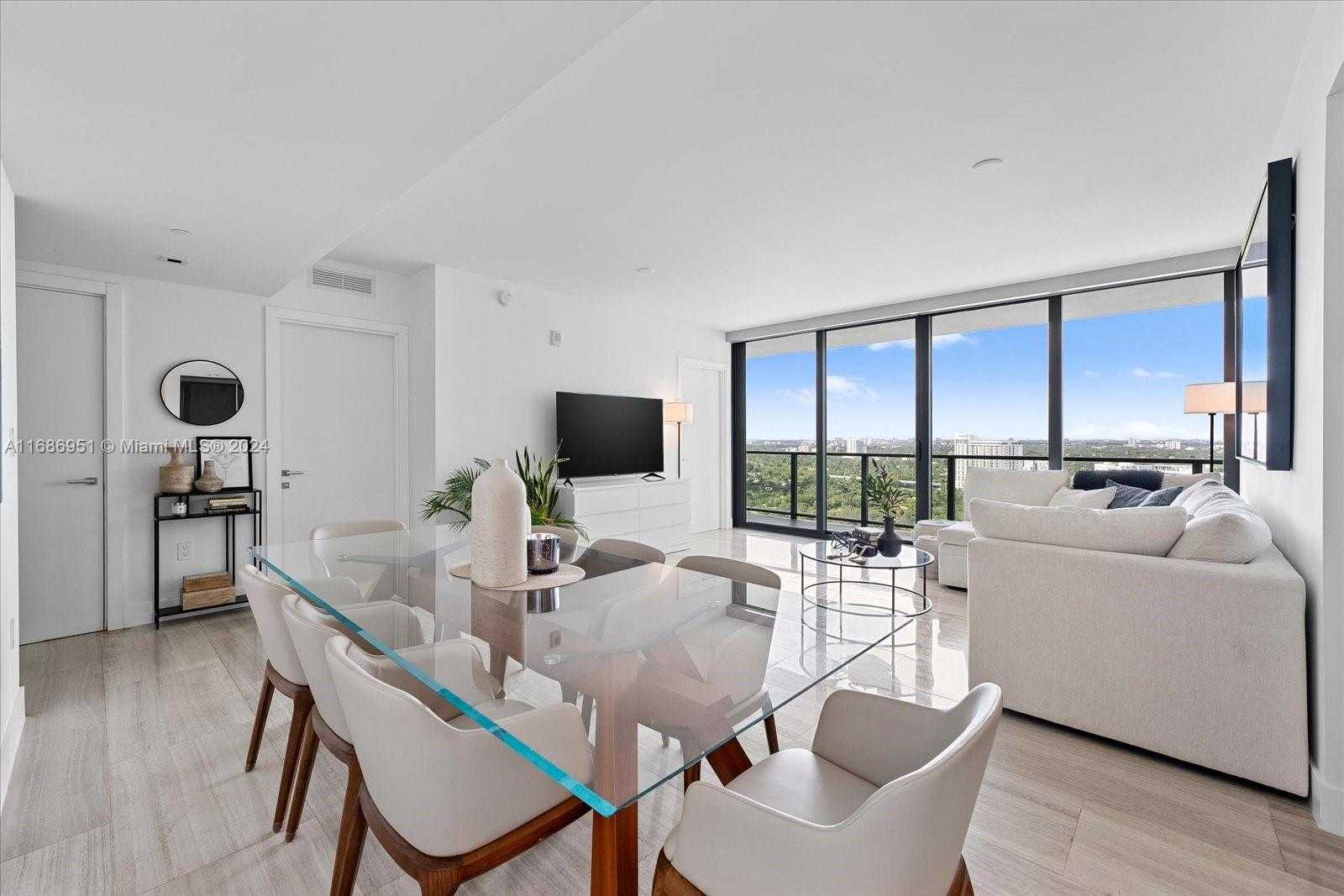 Small Image of 1451 BRICKELL AVE #2205, Miami Number 3