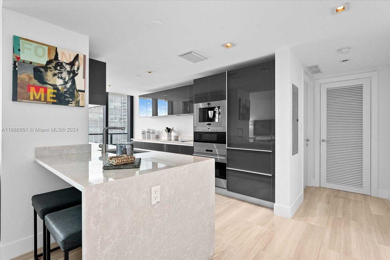Small Image of 1451 BRICKELL AVE #2205, Miami Number 8