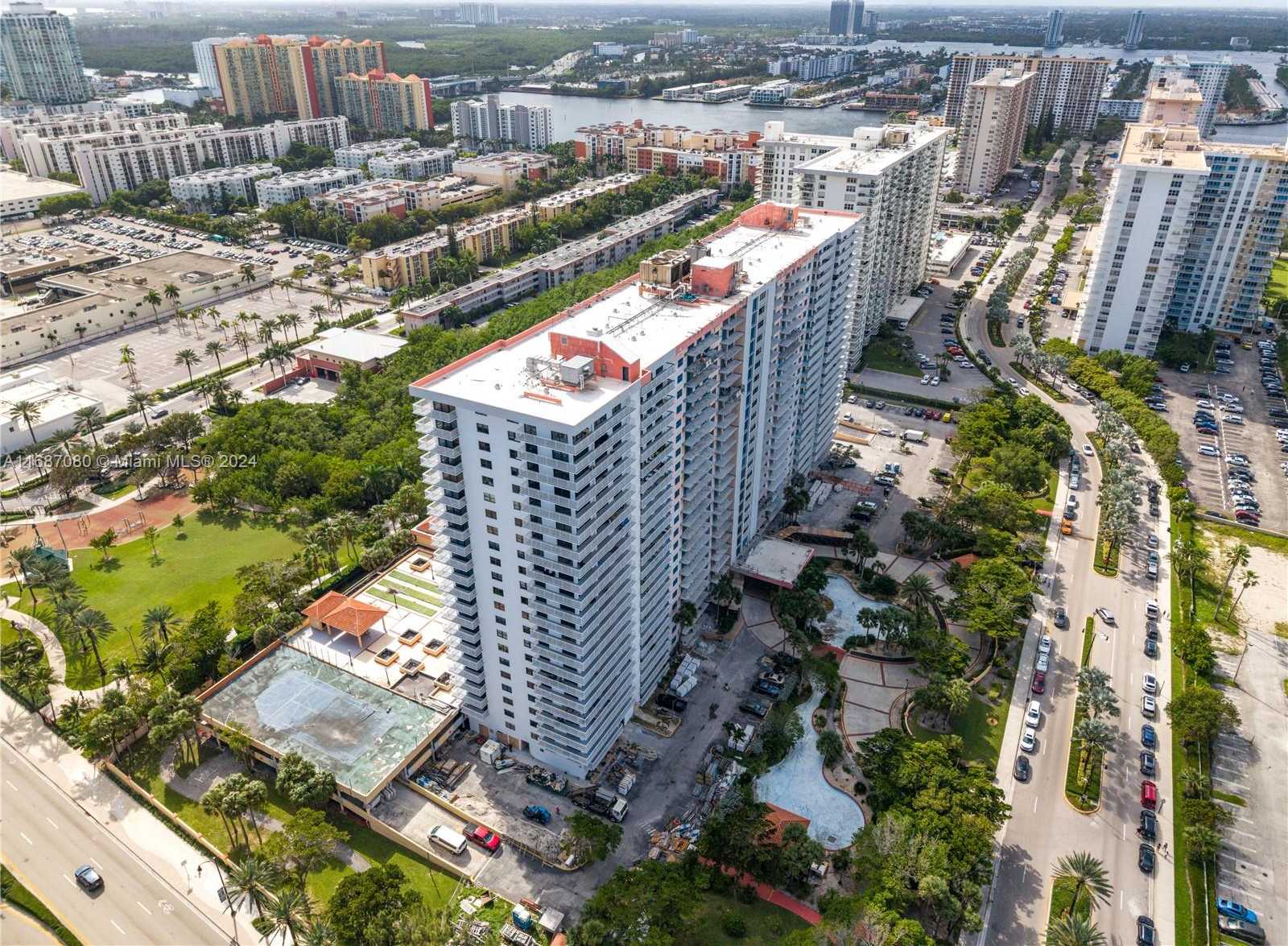 Small Image of 210 174TH ST #1906, Sunny Isles Beach Number 28