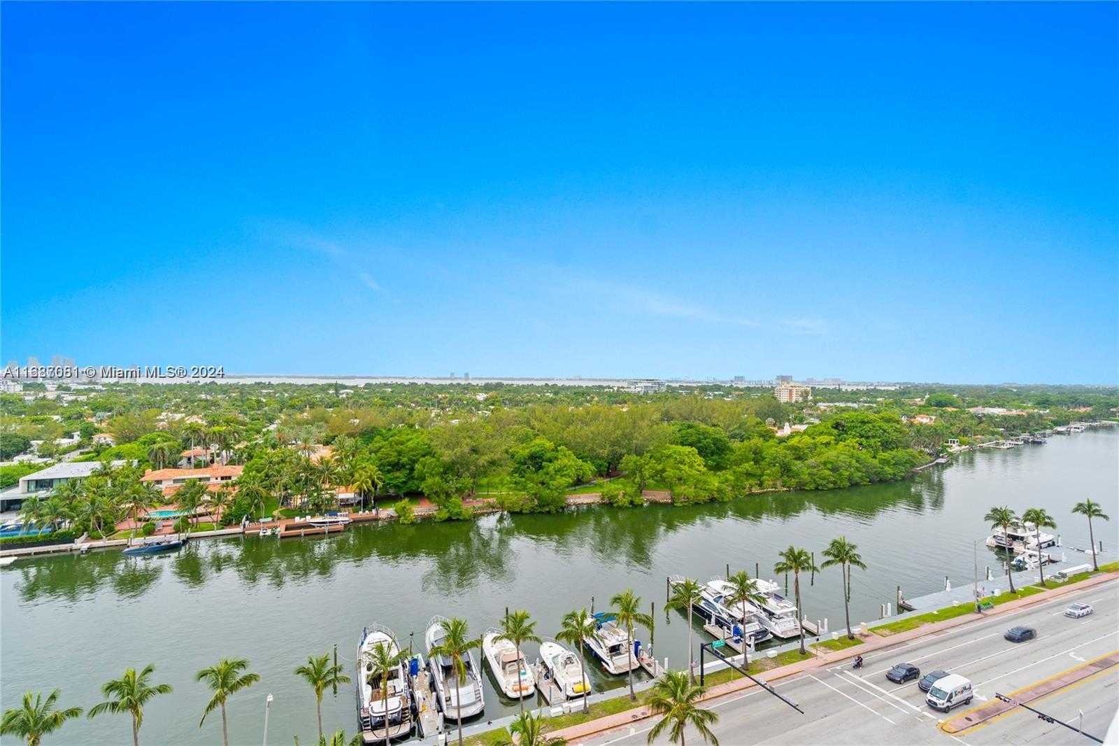 Small Image of 4401 COLLINS AV #1214, Miami Beach Number 3