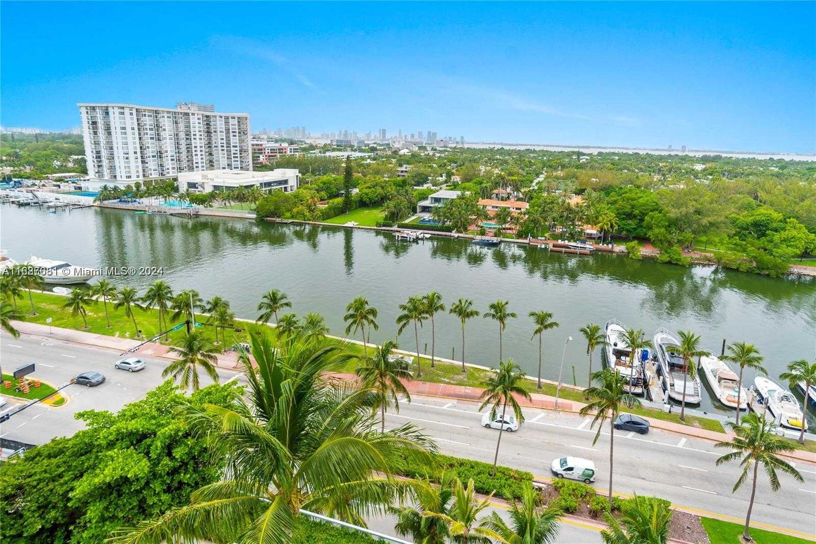 Small Image of 4401 COLLINS AV #1214, Miami Beach Number 39