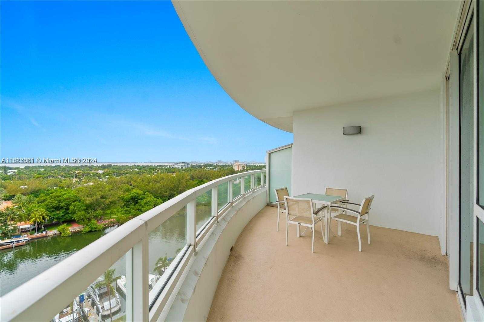 Small Image of 4401 COLLINS AV #1214, Miami Beach Number 6
