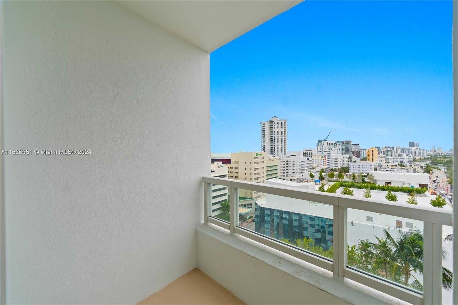 Small Image of 4401 COLLINS AV #1214, Miami Beach Number 9