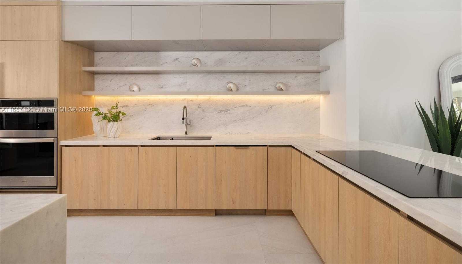 Small Image of 2000 SOUTH BAYSHORE DR #4, Coconut Grove Number 12