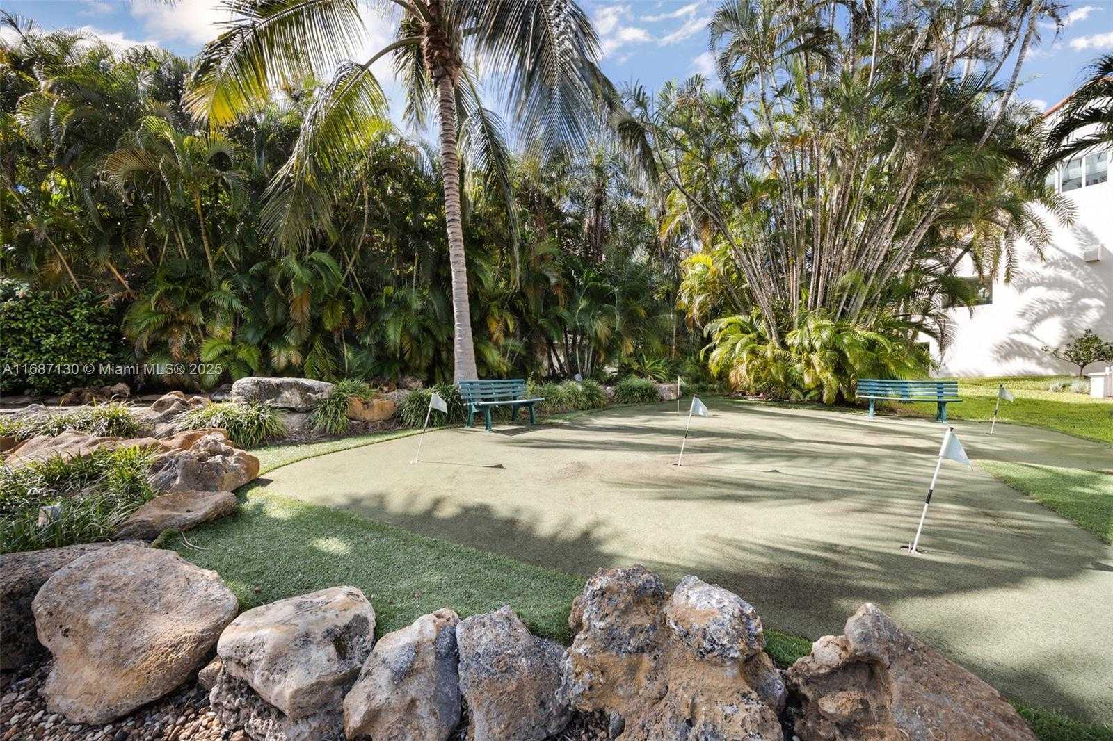 Small Image of 2000 SOUTH BAYSHORE DR #4, Coconut Grove Number 33