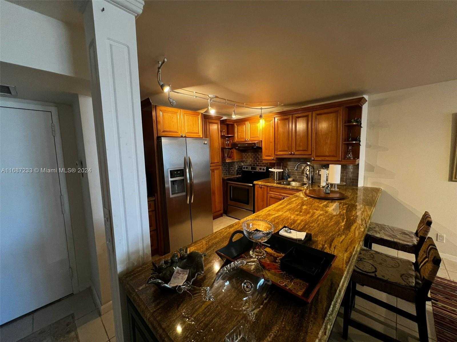 Small Image of 1865 SOUTH OCEAN DR #16H, Hallandale Beach Number 12