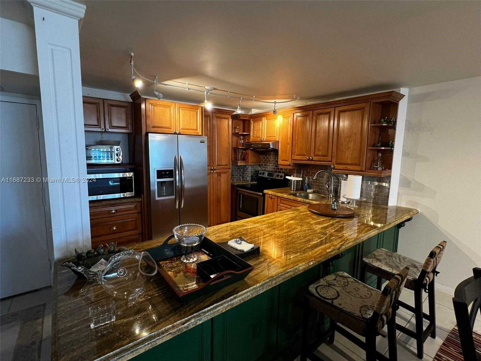 Small Image of 1865 SOUTH OCEAN DR #16H, Hallandale Beach Number 13