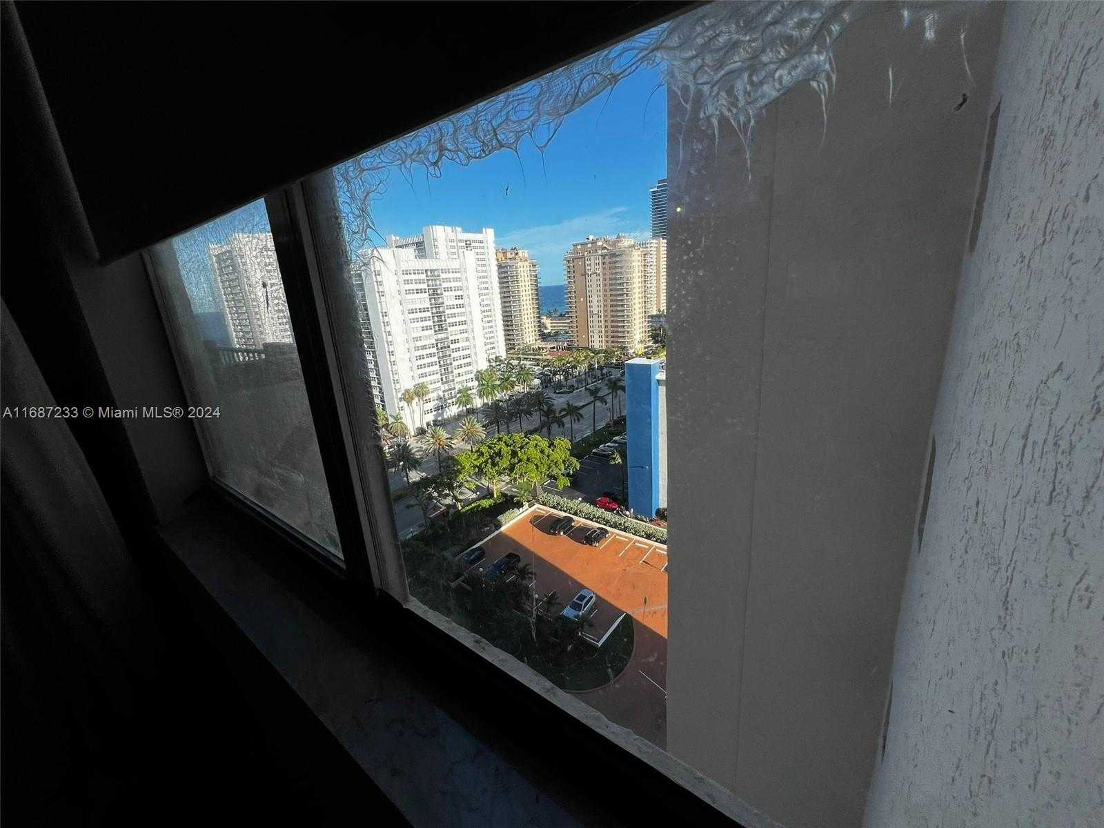 Small Image of 1865 SOUTH OCEAN DR #16H, Hallandale Beach Number 15